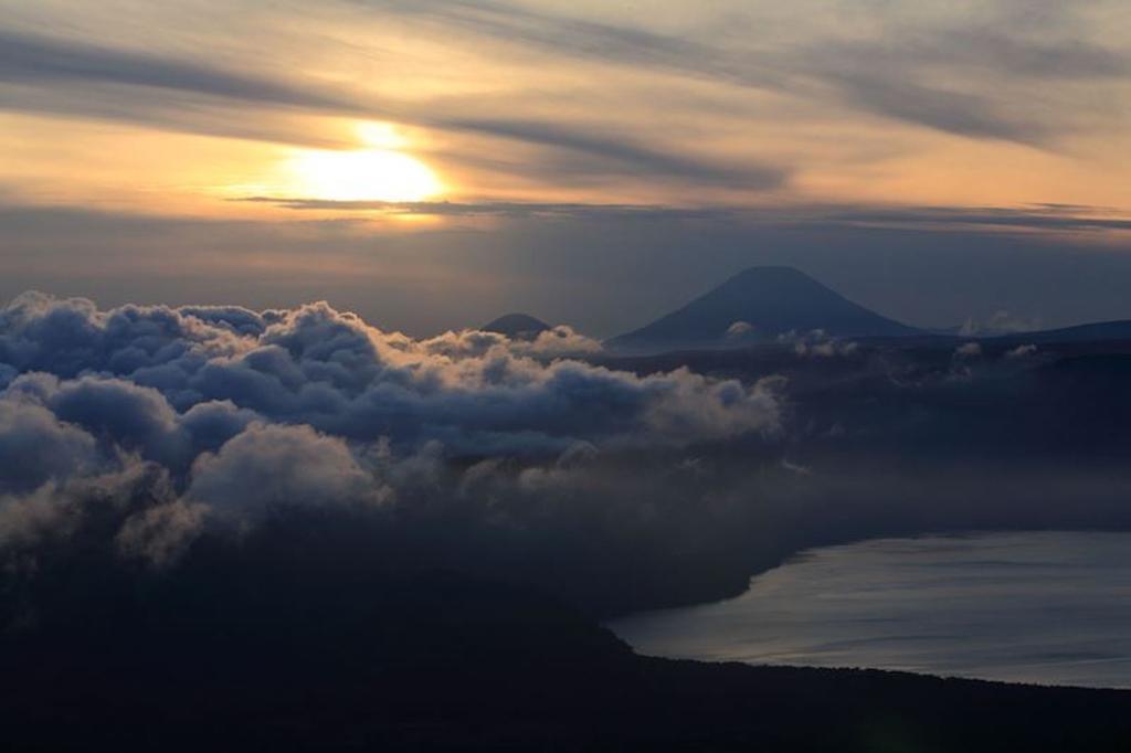 Guest House Shikotsu Kamui Тітосе Екстер'єр фото